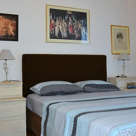 Apartment Bellas